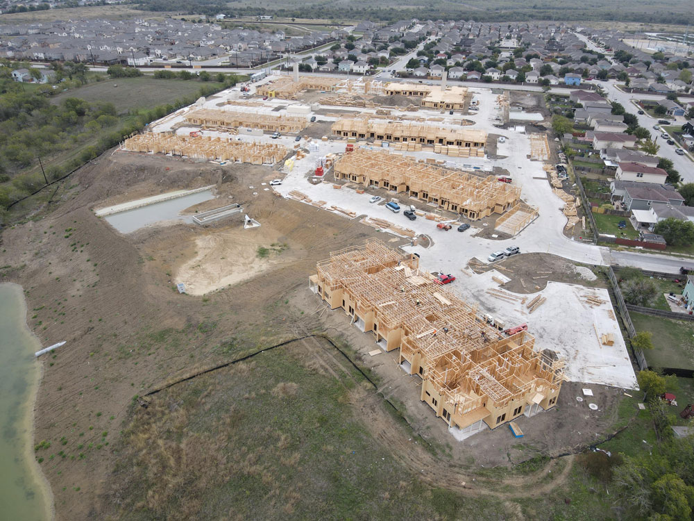 Aspire at De Valle, TX aerial site view