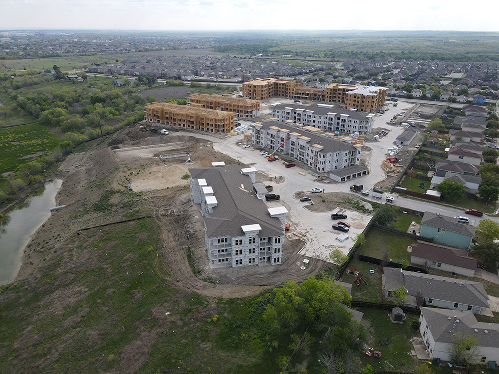 Aspire at Del Valle 1